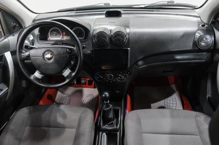Chevrolet Aveo 17 из 26