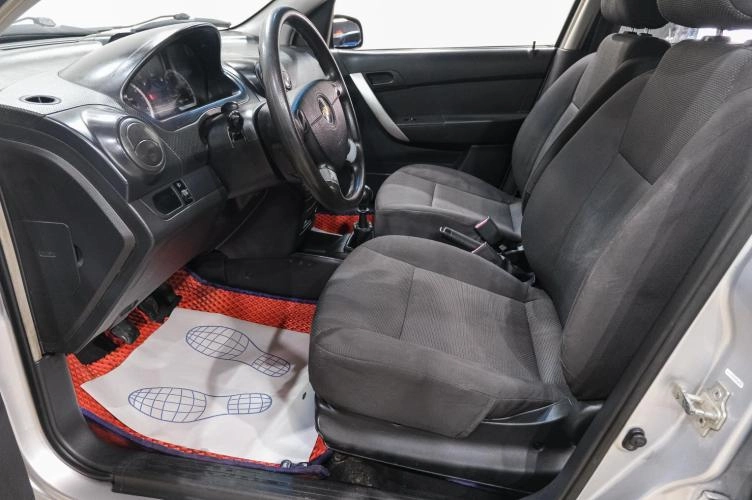 Chevrolet Aveo 11 из 26