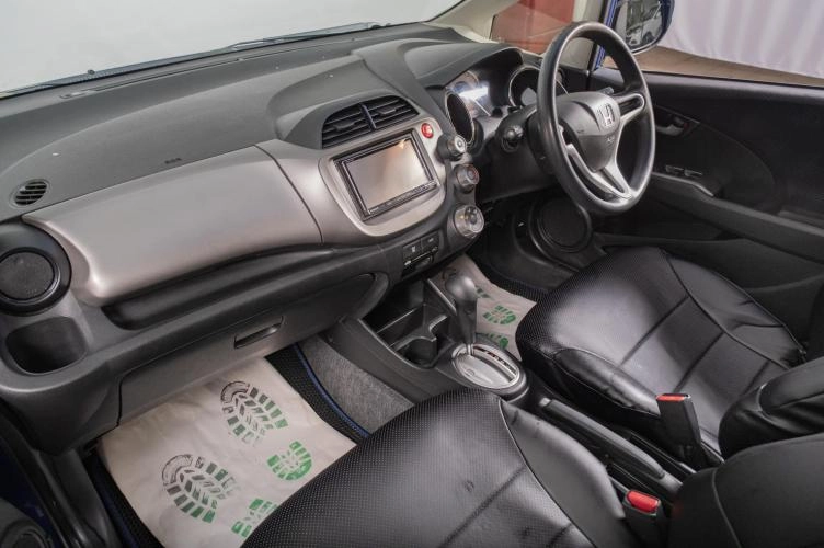 Honda Fit 15 из 16