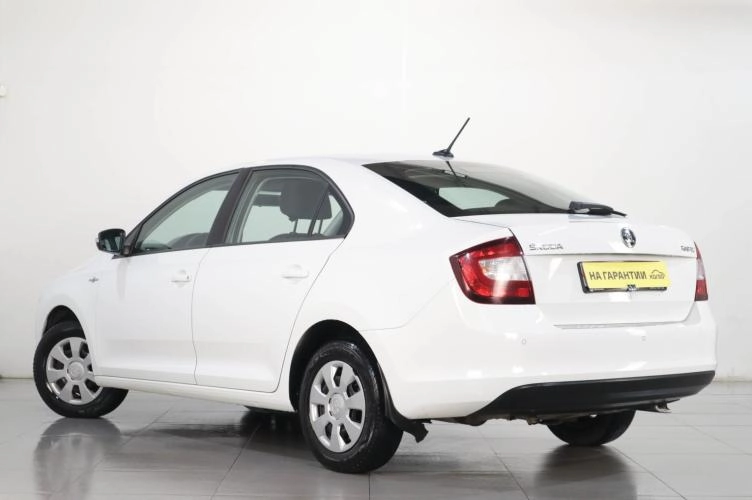 Skoda Rapid 4 из 6