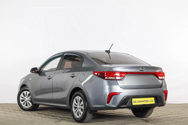 KIA Rio 4 из 6