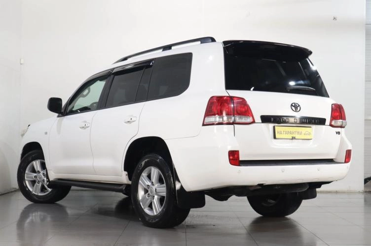 Toyota Land Cruiser 4 из 6