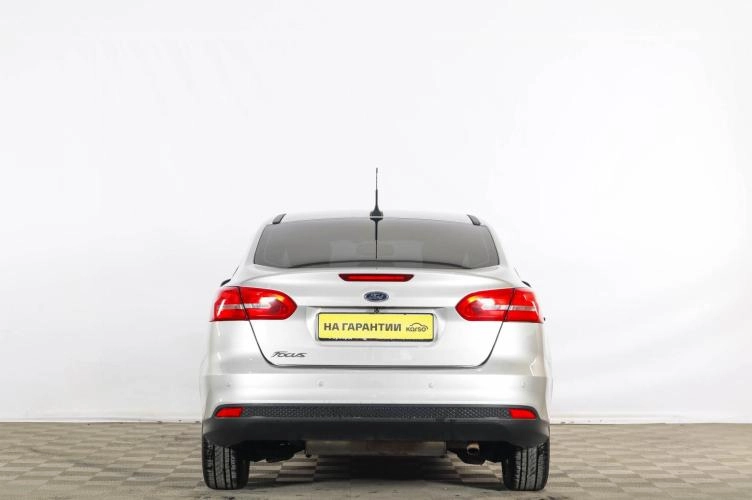Ford Focus 5 из 6