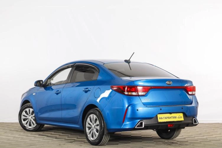 KIA Rio 4 из 6