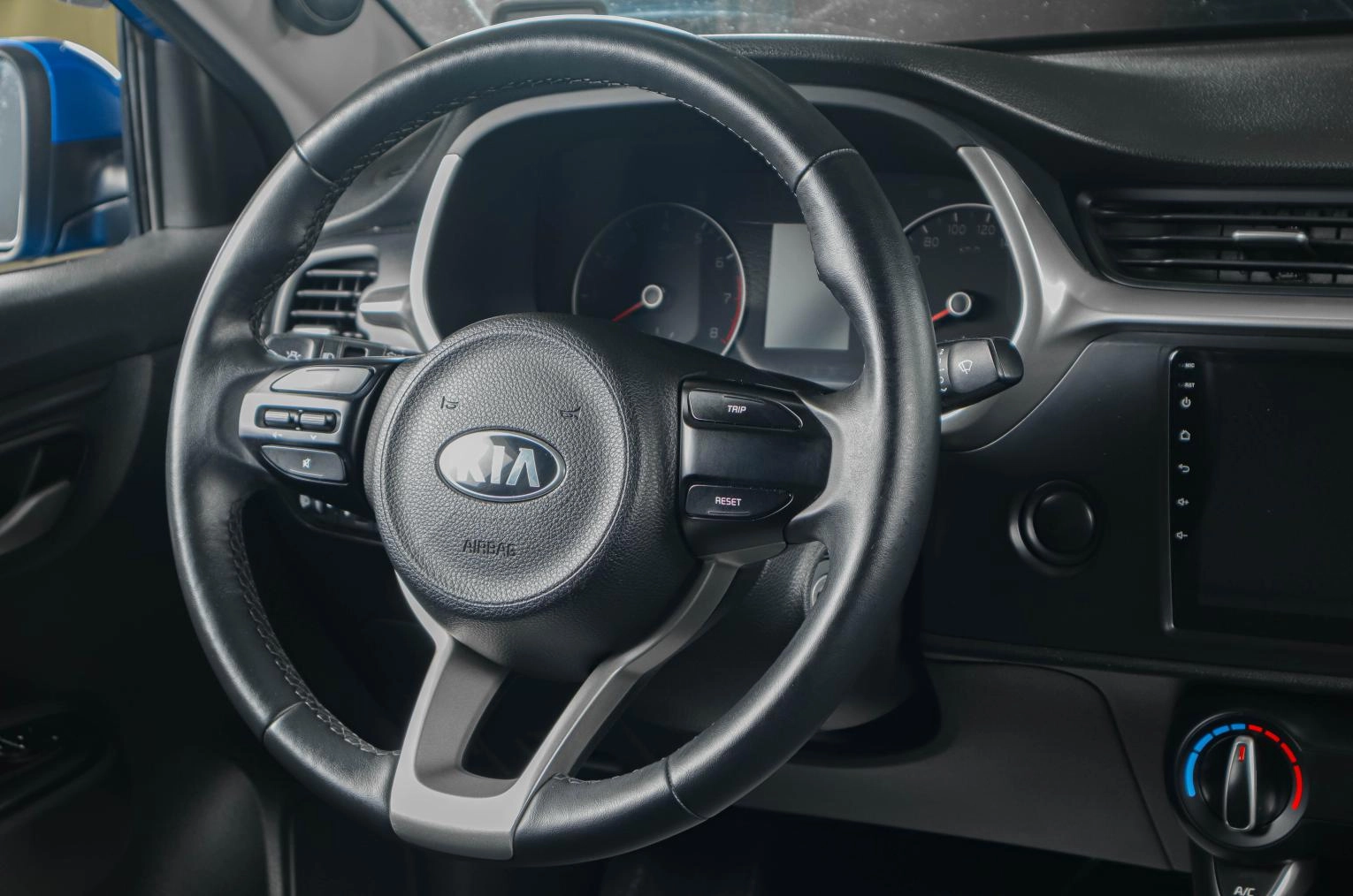 KIA Rio 11 из 18