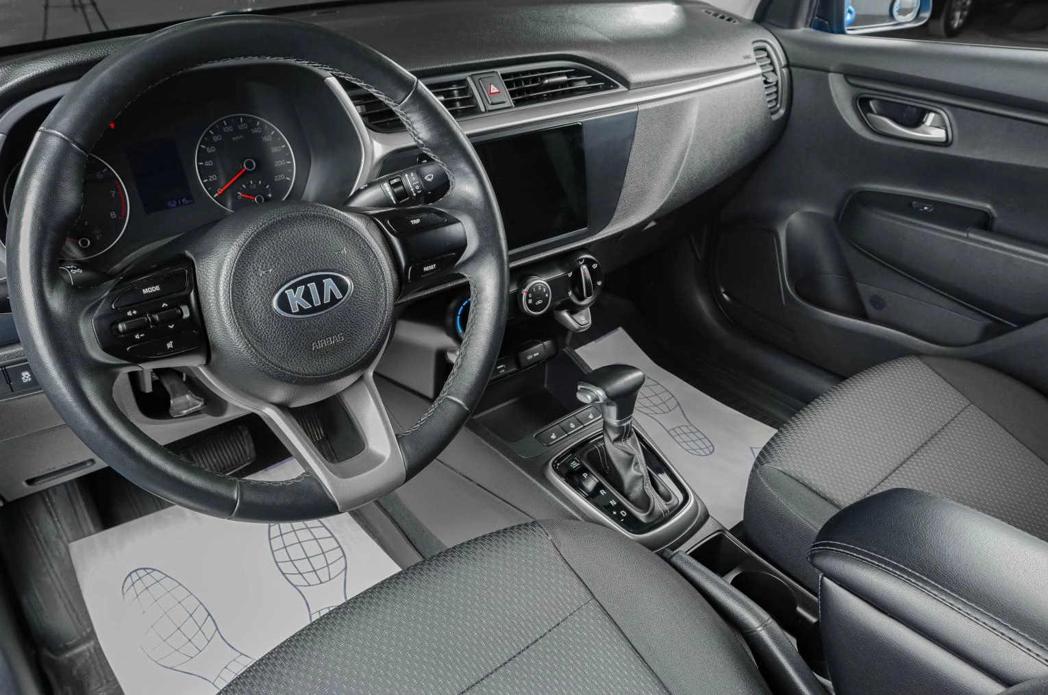KIA Rio 7 из 18