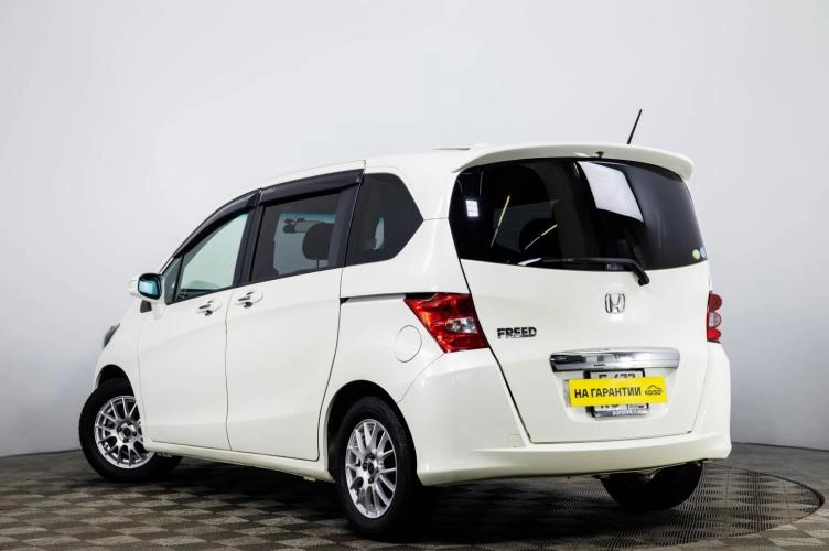 Honda Freed 6 из 6