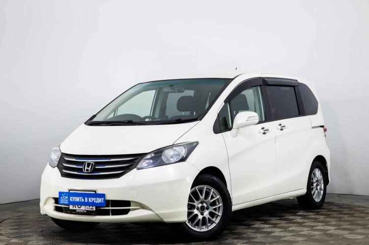 Honda Freed 3 из 6