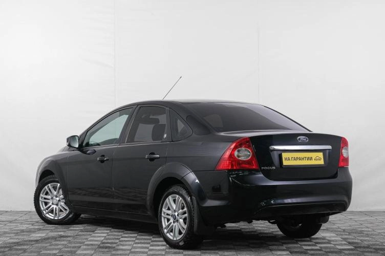 Ford Focus 4 из 6