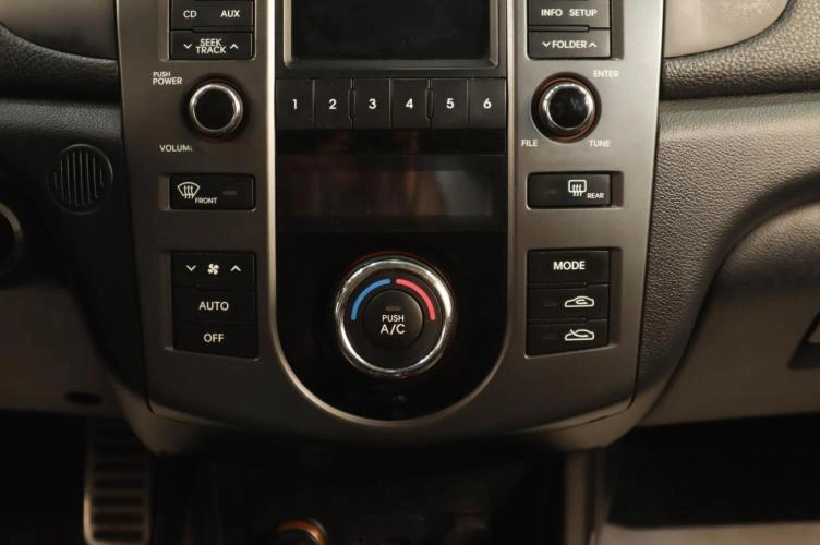 KIA Cerato 14 из 19