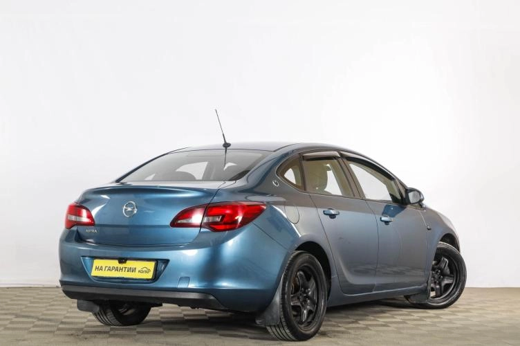 Opel Astra 6 из 6