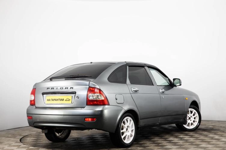 ВАЗ (LADA) Priora 4 из 6