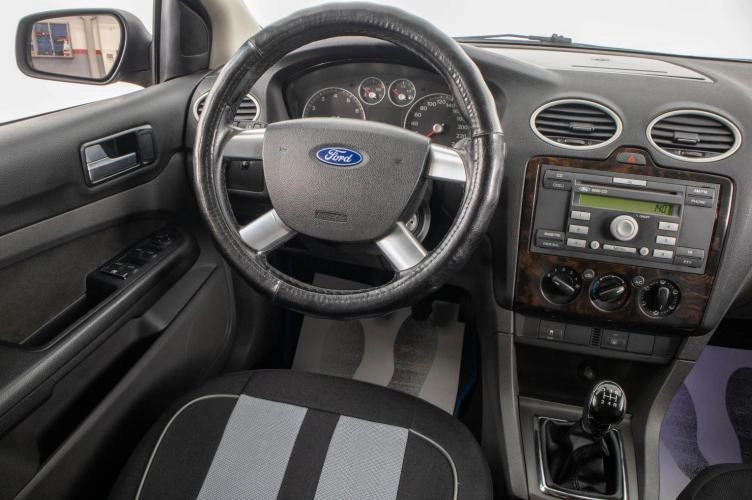 Ford Focus 12 из 21