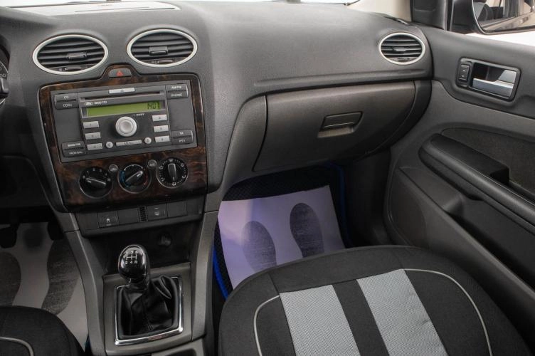 Ford Focus 17 из 21