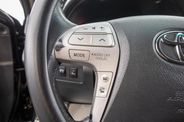 Toyota Camry 12 из 23