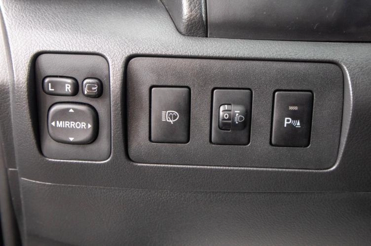 Toyota Camry 10 из 23