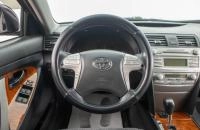 Toyota Camry 11 из 23