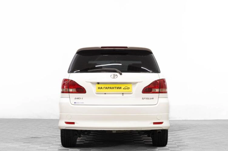 Toyota Ipsum 5 из 6