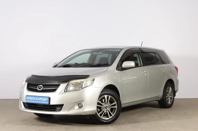 Toyota Corolla Fielder 3 из 6