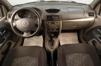 Renault Symbol 8 из 15