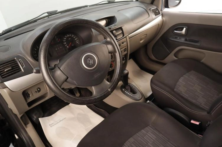Renault Symbol 7 из 15