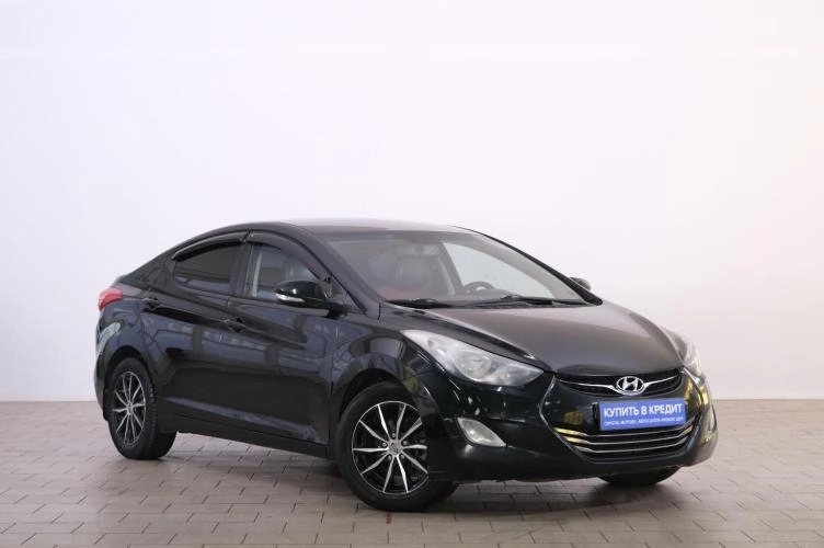 Hyundai Elantra 1 из 6