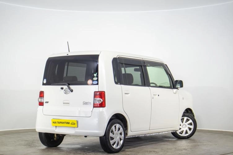 Daihatsu Move Conte 4 из 6