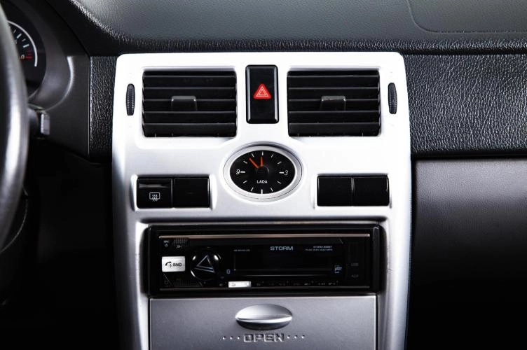 ВАЗ (LADA) Priora 15 из 20