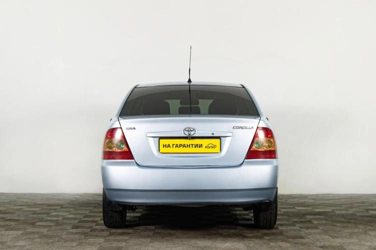 Toyota Corolla 5 из 6