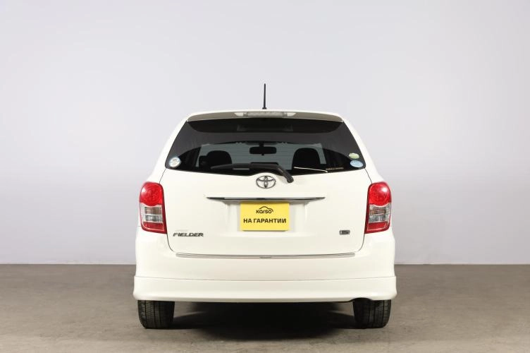 Toyota Corolla Fielder 5 из 6