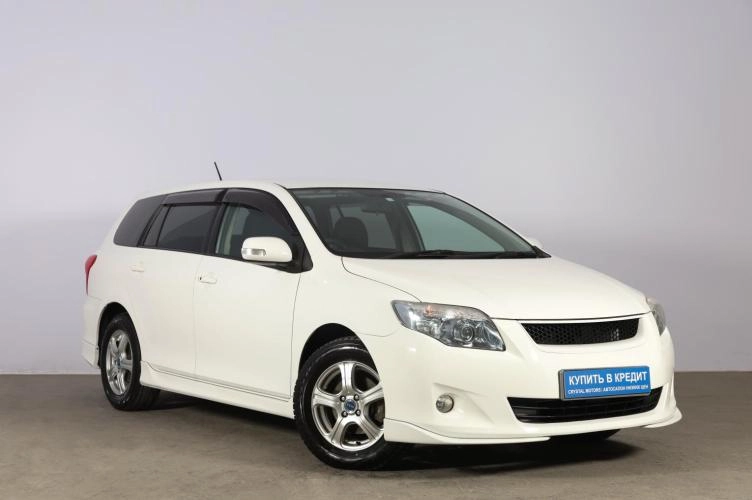 Toyota Corolla Fielder 1 из 6