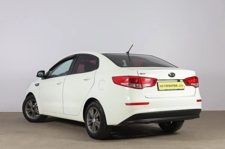KIA Rio 4 из 6