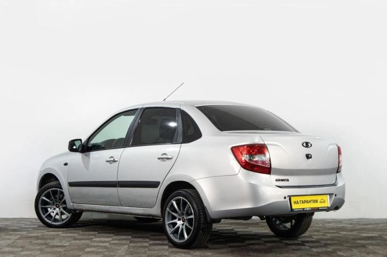 ВАЗ (LADA) Granta 4 из 6