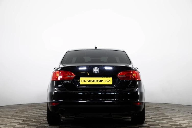 Volkswagen Jetta 5 из 6