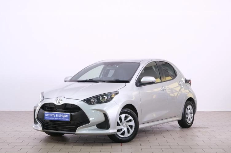 Toyota Yaris 3 из 6