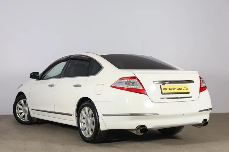 Nissan Teana 4 из 6