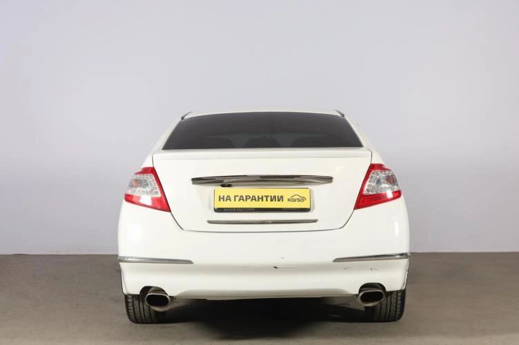 Nissan Teana 5 из 6