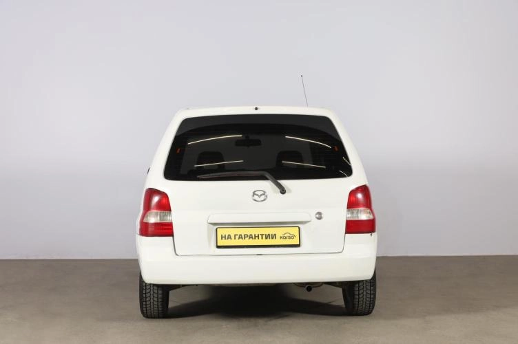 Mazda Demio 5 из 6