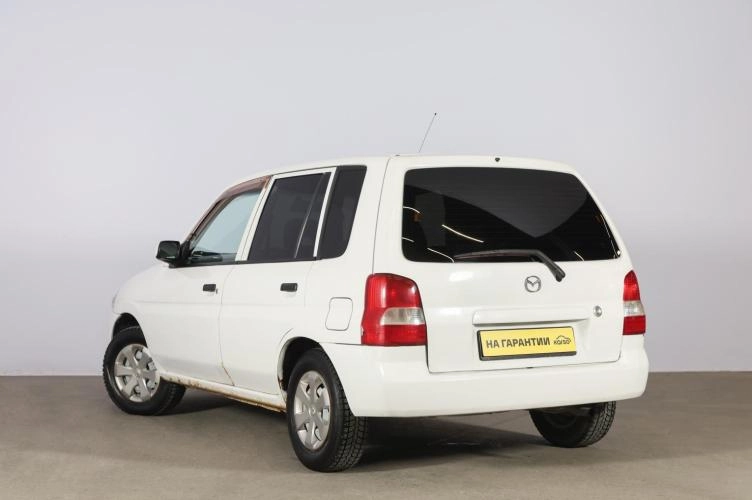 Mazda Demio 4 из 6