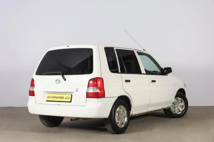 Mazda Demio 6 из 6