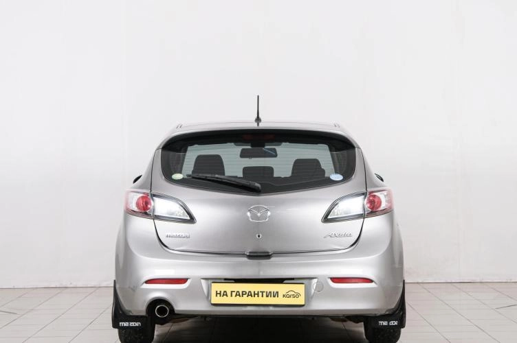 Mazda Axela 5 из 6