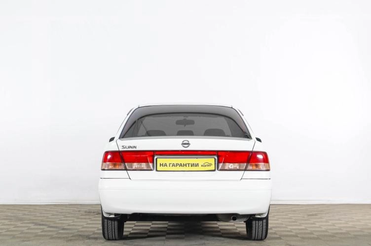 Nissan Sunny 5 из 6