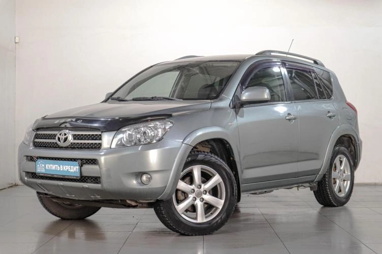 Toyota RAV4 3 из 6