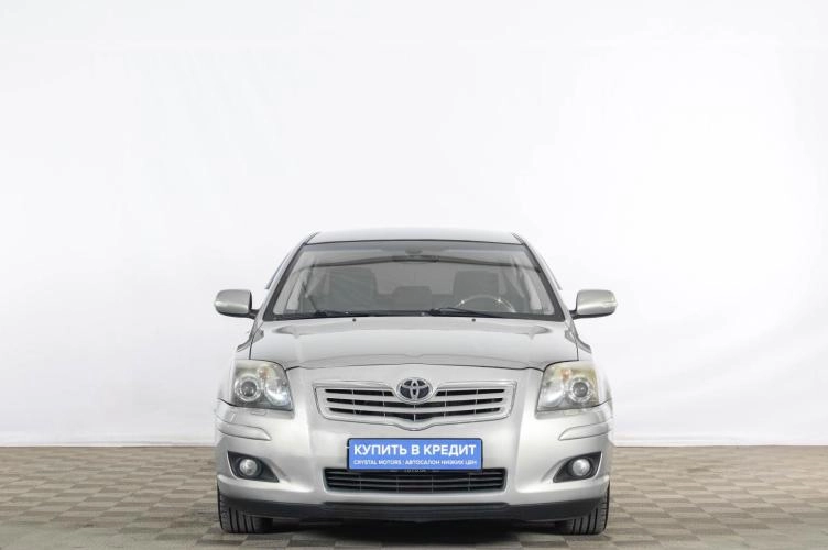 Toyota Avensis 2 из 6