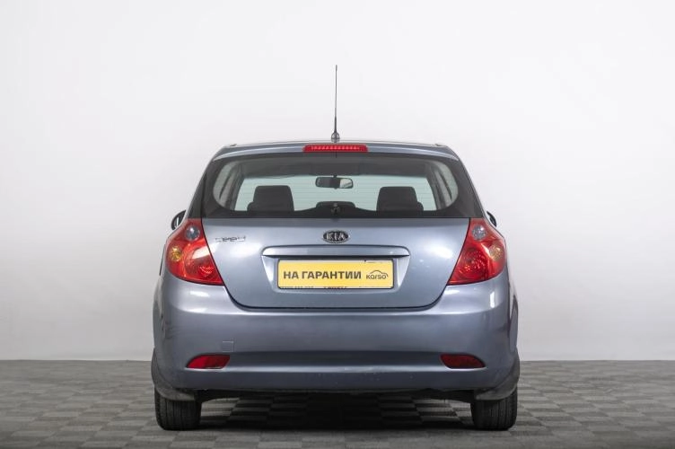 KIA cee'd 4 из 6