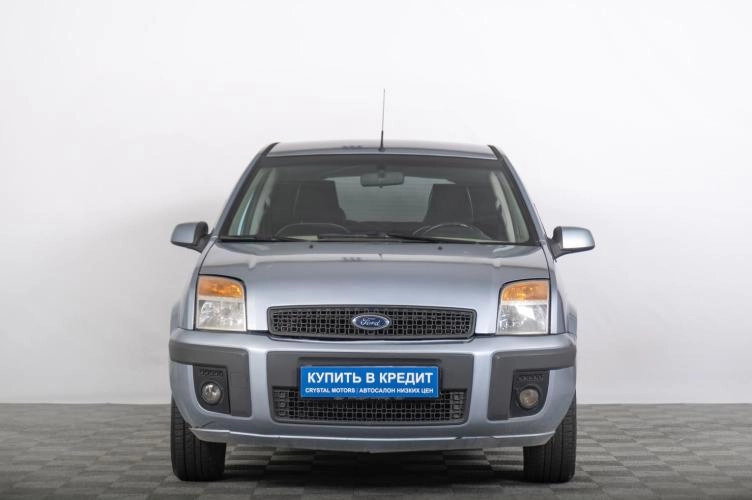 Ford Fusion 3 из 6