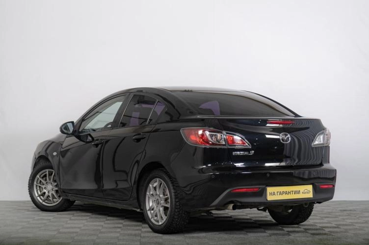 Mazda 3 5 из 6