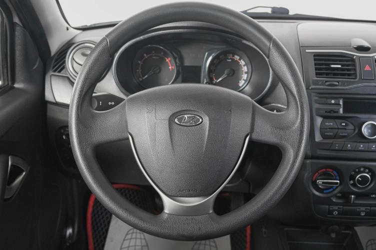 ВАЗ (LADA) Granta 15 из 21