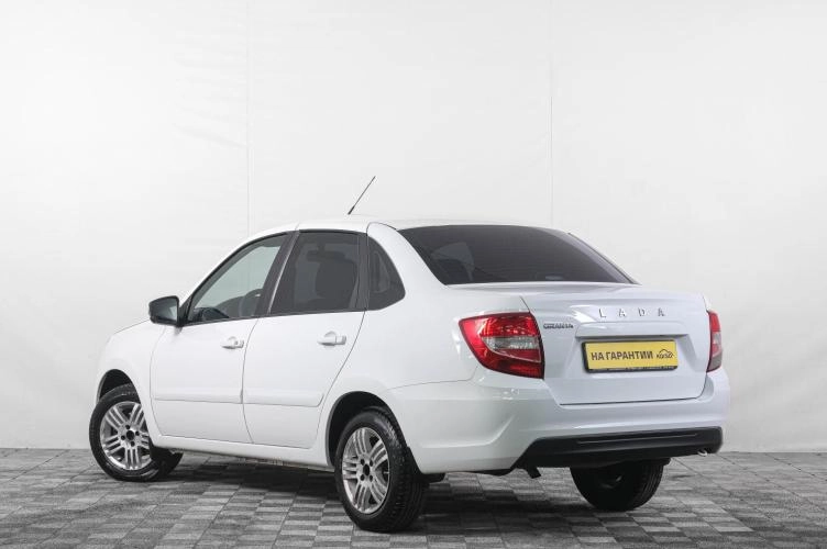 ВАЗ (LADA) Granta 4 из 6