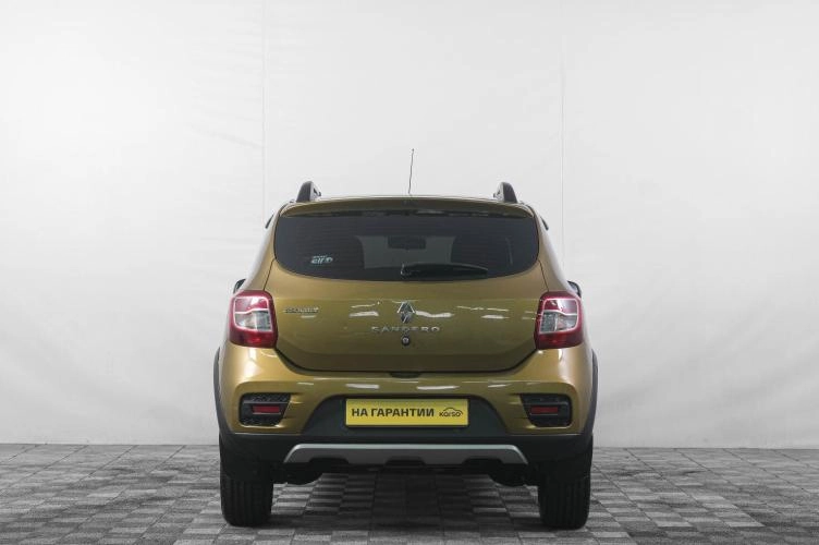 Renault Sandero Stepway 5 из 6